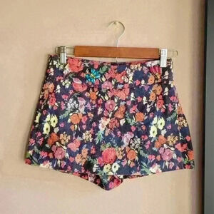 Zara Trafaluc Collection Women's Shorts Size XS Multicolo Jeweled Floral